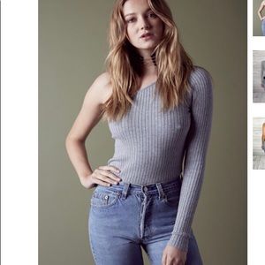 Cut Out One Shoulder Knit Top in Gray